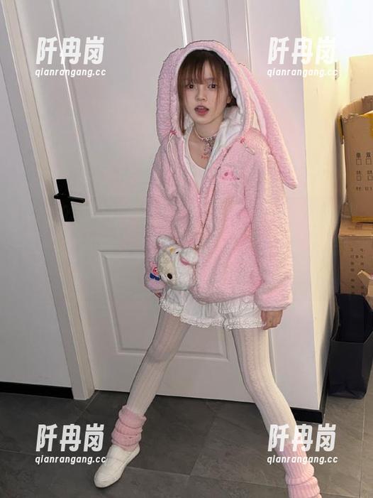 15吃瓜 从“15吃瓜传送门”开始,今天的八卦探索之旅,我们走起!就问你兴不兴奋?