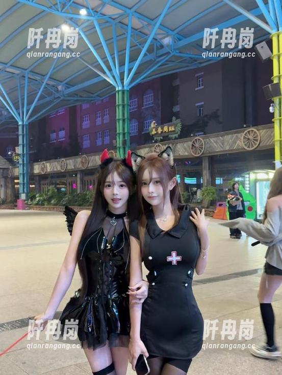 在www.17官网上我是个沉迷者，消息也许乱七八糟，但我却不能停下！