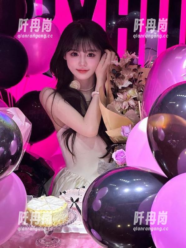 355.fun 每次登录355.fun,心里都在想:“今天又要被哪些瓜惊呆了?”