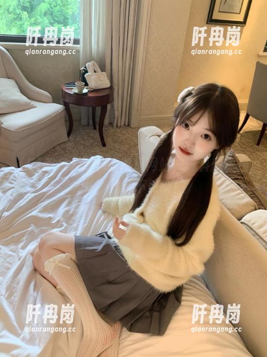 点开51吃瓜网站，爆料就像翻书，揭示不停啊！