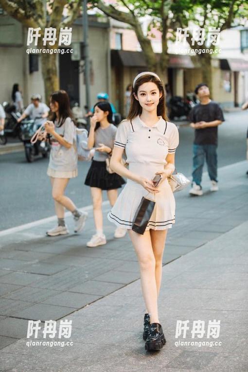 “51吃瓜”出品的惊人趣事，值得我果断收藏并分享给朋友们！