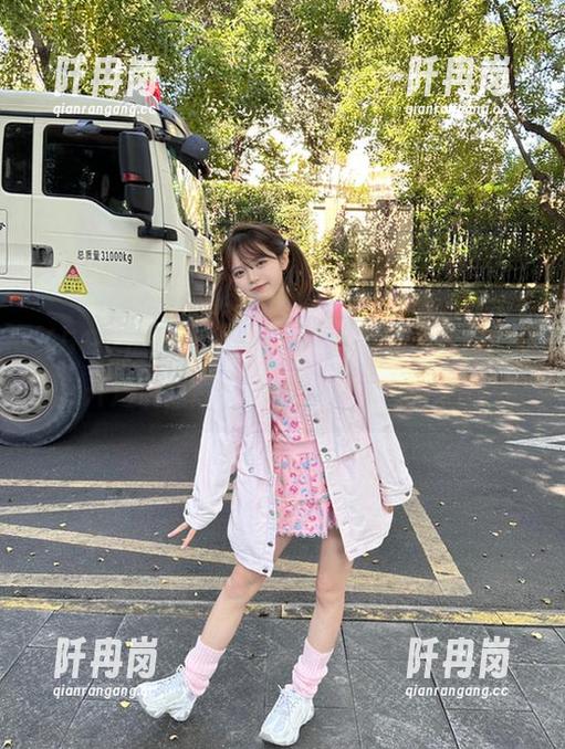 51吃瓜 听说51吃瓜有个“传送门”,打开后满是震撼爆料,还不趁热来囤?