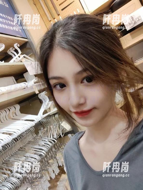 51吃瓜网 午后无聊?下载51吃瓜网,今日的瓜香气扑鼻!