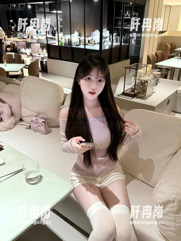 51吃瓜网 王俊凯的新恋情?快来收藏我在51吃瓜网的心情波动!