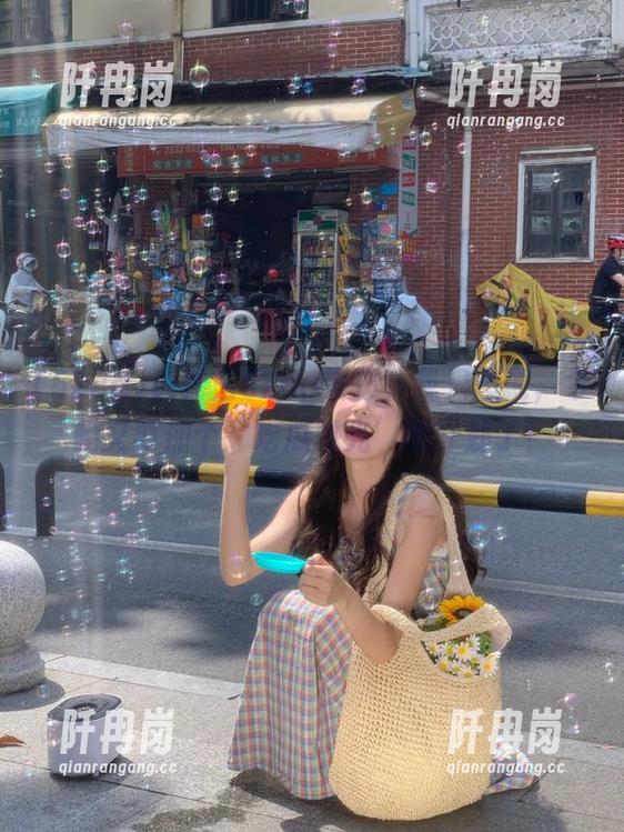 52cg 说什么52cg发布,我只想说,今晚又要加个‘吃瓜时光’的计划了!