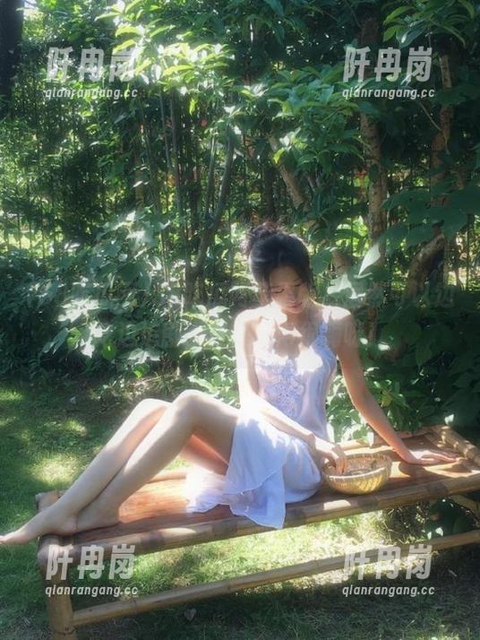 58吃瓜网 58吃瓜网苹果版,居然可以边吃边追剧,真是玩得很嗨呀!