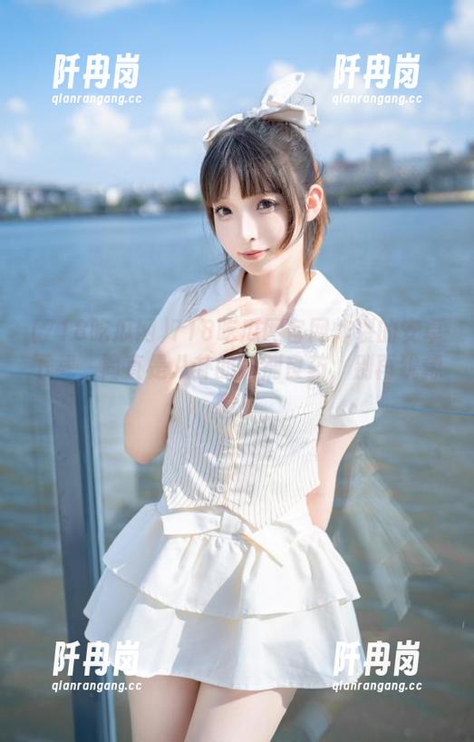 718吃瓜网 718吃瓜网官网炸裂的安卓下载,简直是八卦的一剂良药,别再犹豫啦!