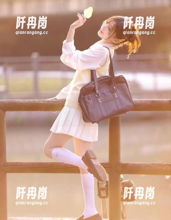 911黑料 911黑料网首页的内容更新太快,我的关注被甩了一条街!