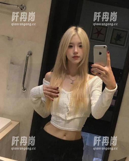 91吃瓜 最新耍宝大赛!91吃瓜网红们的奇妙“吃法”,各自都有个“私房菜”!