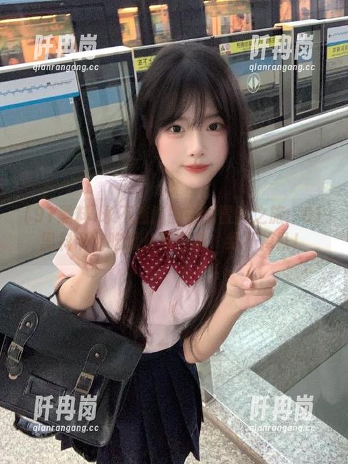 永不迷路的在线冒险之旅：91黑料带你吃瓜从早到晚，绝不掉队！
