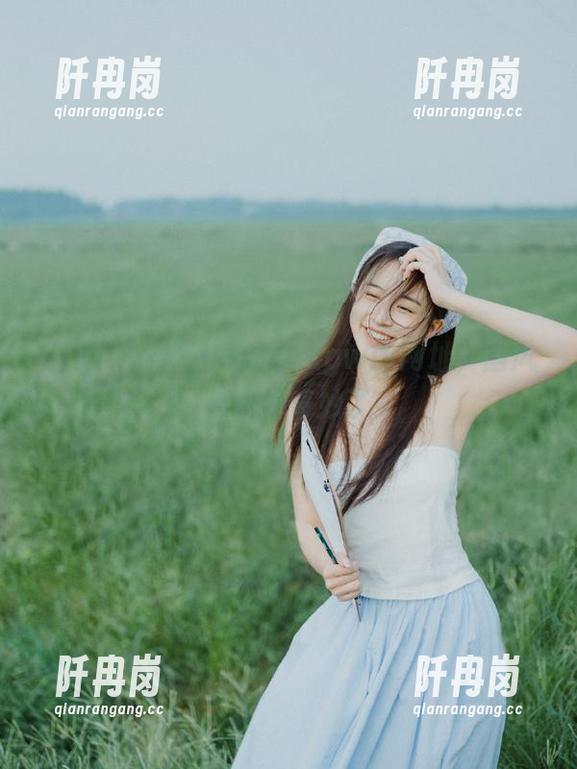一不小心打开cgw的网址，画风就变得奇妙了