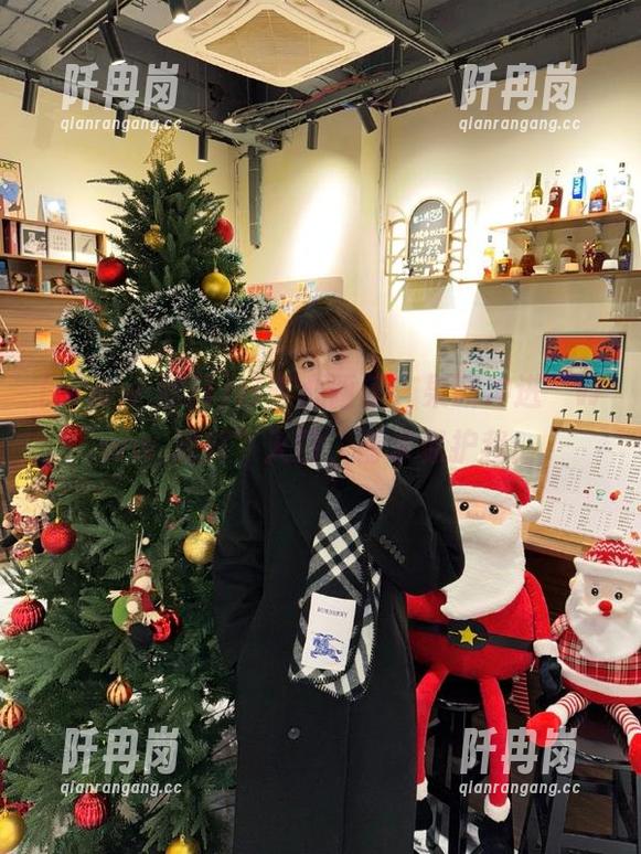 www.黑料 好奇心驱使,果断冲进“www.黑料”入口,请求保护我!