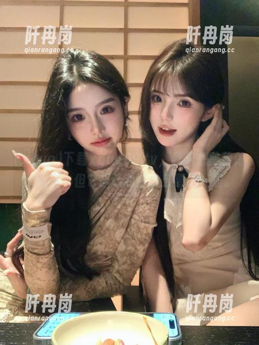 下载xgua99.tv，我只想静静做个看客，但它却让我白白羡慕了一波。