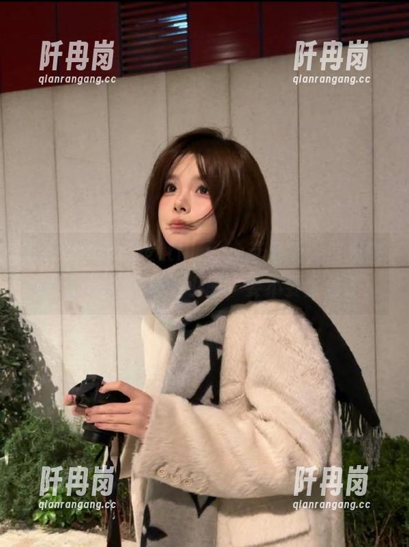 呵，zztthl.ccm苹果版，信息密集得让我直想换个小憩，要不要太卷了！