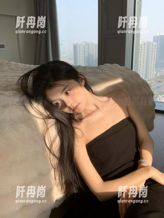 zztt 新鲜出炉!zztt88.ccm的黑料更新,吃瓜群众准时入场!