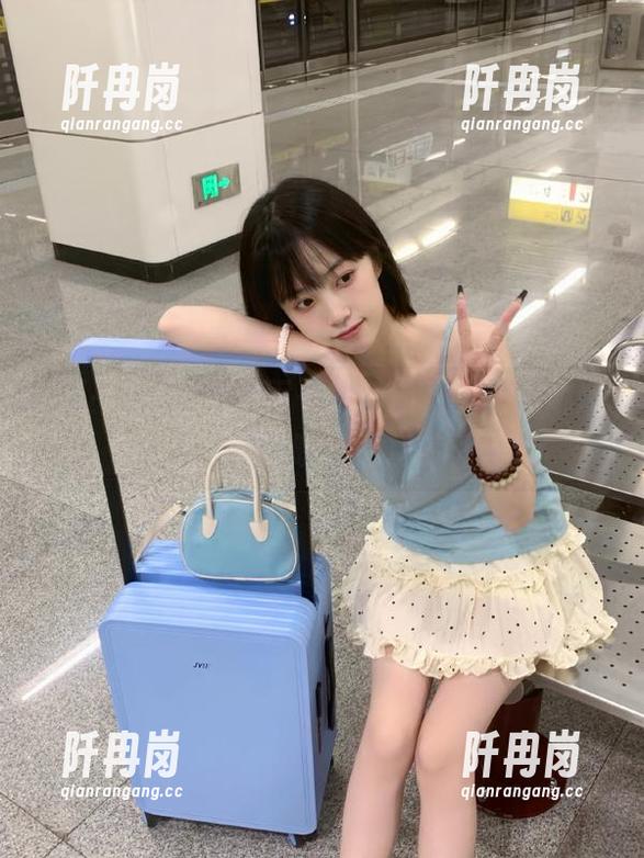 登录五一吃瓜前，先想想娜娜今天会曝什么料？