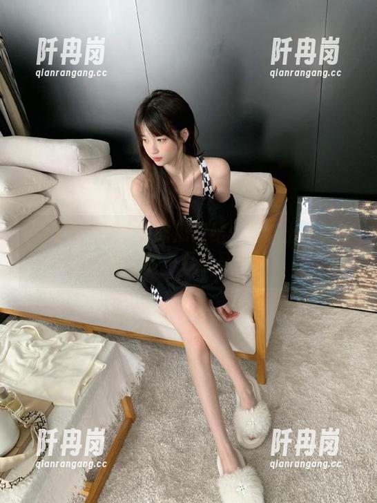 今日吃瓜 今日吃瓜网站:新鲜出炉的大瓜,咬一口立马上头