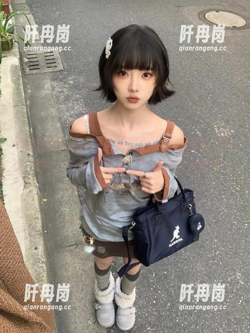 免费吃瓜网 一边吃零食,一边观看免费吃瓜网,人生太荒诞,这剧本也太容易上头了吧?