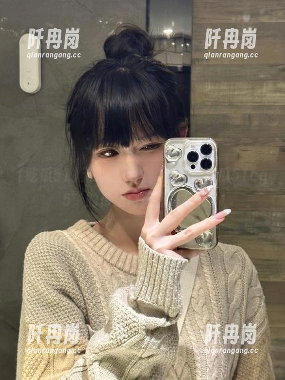 吃瓜51 无聊透顶时,点开“吃瓜51cg5”的传送门简直是救星!