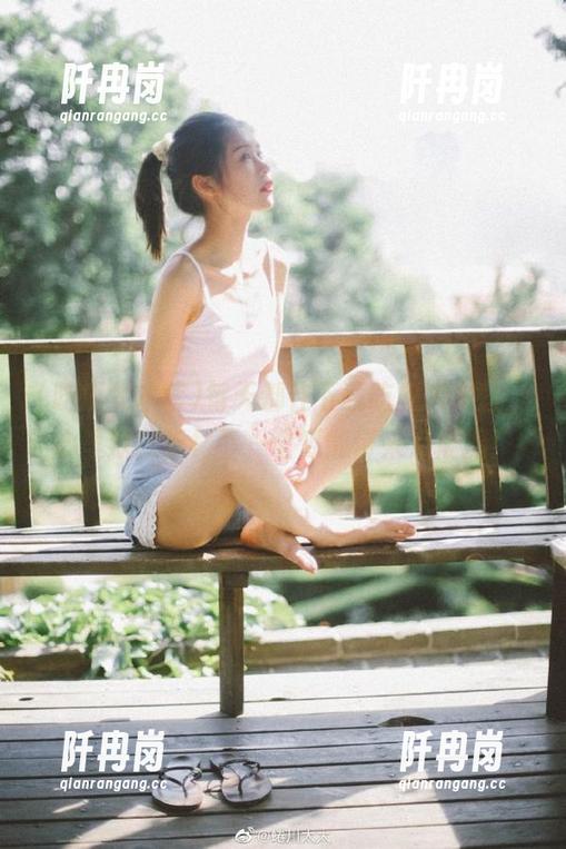 吃瓜大本营 每天都在下载吃瓜大本营,心里默默祈祷下一个瓜能带来点震撼!