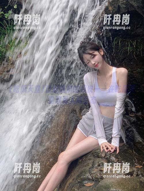 吃瓜天堂 泛起涟漪的瓜皮——在吃瓜天堂观看人间百态