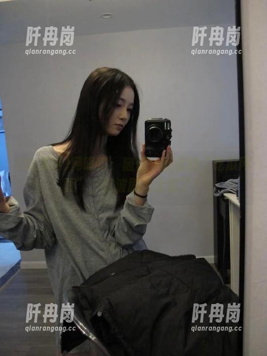吃瓜网 网曝门:随便一翻就能“吃瓜网页”,这波剧透太猛了!