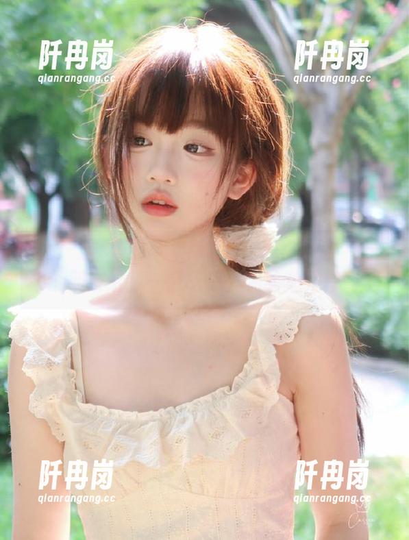 苹果版版国产黑料网：今天缺个朋友给我一口吃瓜，为啥总是单身？