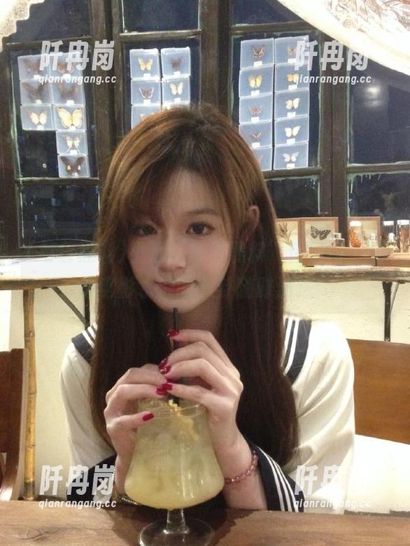 小心‘每日黑料’传送门，豆瓣电影水准的八卦随时派送！