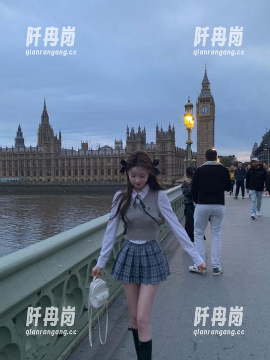 网曝吃瓜 在“网曝吃瓜”上导航,寻路至八卦的潘多拉盒子