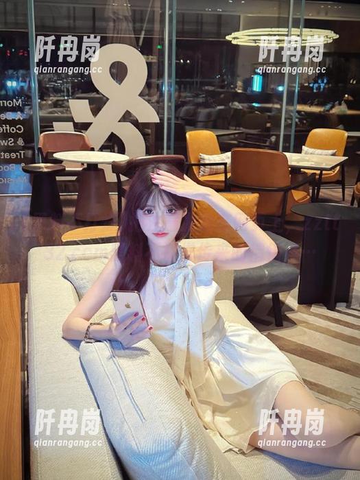 把注意力放在网页上，zztt32.ccm黑料不打烊传来的悄悄声…