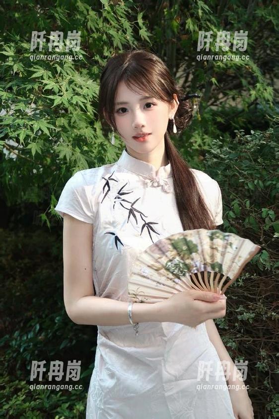 最新消息，黑料不打烊里光明正能量的黑暗面，听着就挺魔幻。
