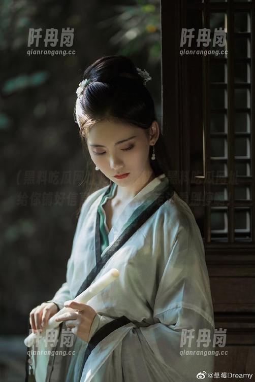 黑料吃瓜网址 永不迷路,黑料吃瓜网址给你铺好信息快车道,边走边看别停啊!