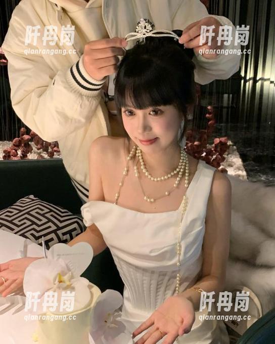 黑料社 视频狂潮!“黑料社”继续上演不打烊的瓜剧