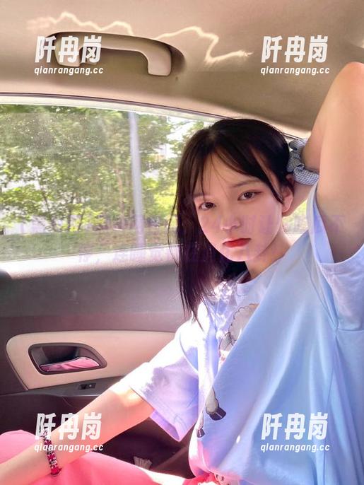 黑料网 黑料网官网:24小时让你吃瓜不停,连睡觉都在消化八卦!