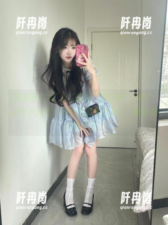 黑料网 为了永久能看“黑料网”APP,求个小技巧,不然这瓜太密集了,脑袋有点跟不上!