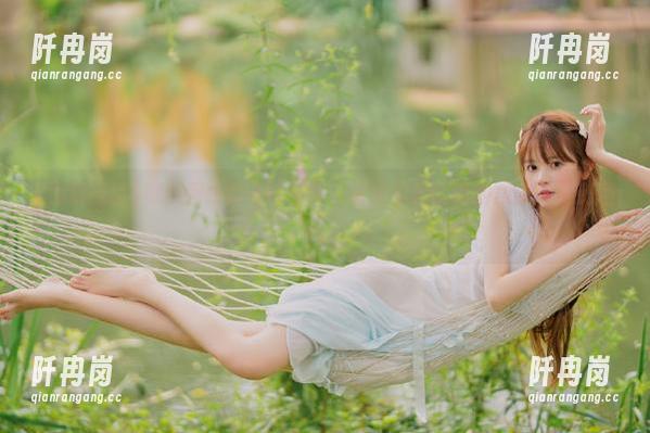 黑料网络 黑料网络的奇妙分享,女神写真比我的想象还要刺激!